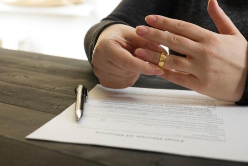 Items Often Overlooked in a Divorce Settlement Illinois divorce attorney, Illinois family lawyer, Illinois child custody lawyer,